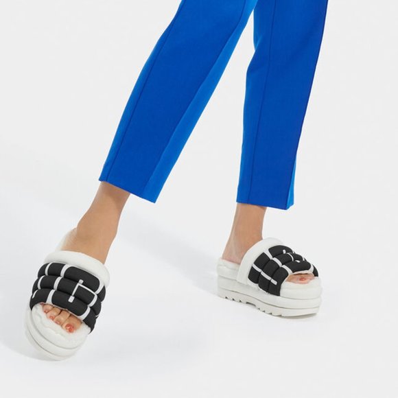 UGG Shoes - UGG Maxi Slide Logo Sandal. New!